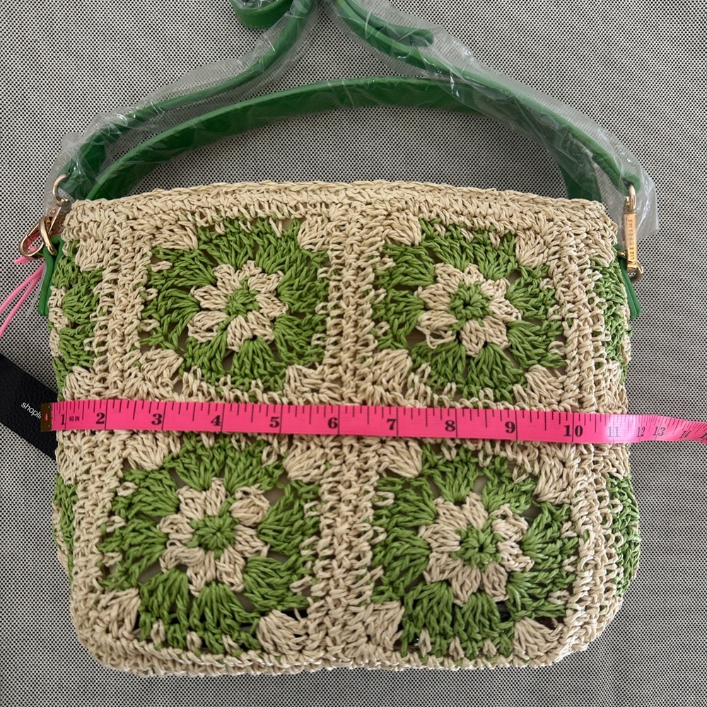 NWT LIKEDREAMS Green and Cream Women's Crochet Shoulder Bag - Picture 9 of 10